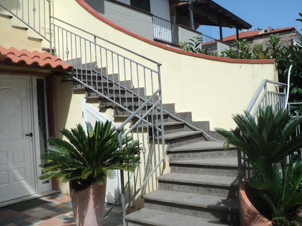 Casa Vacanza Alice&Mari Ascea Exterior foto
